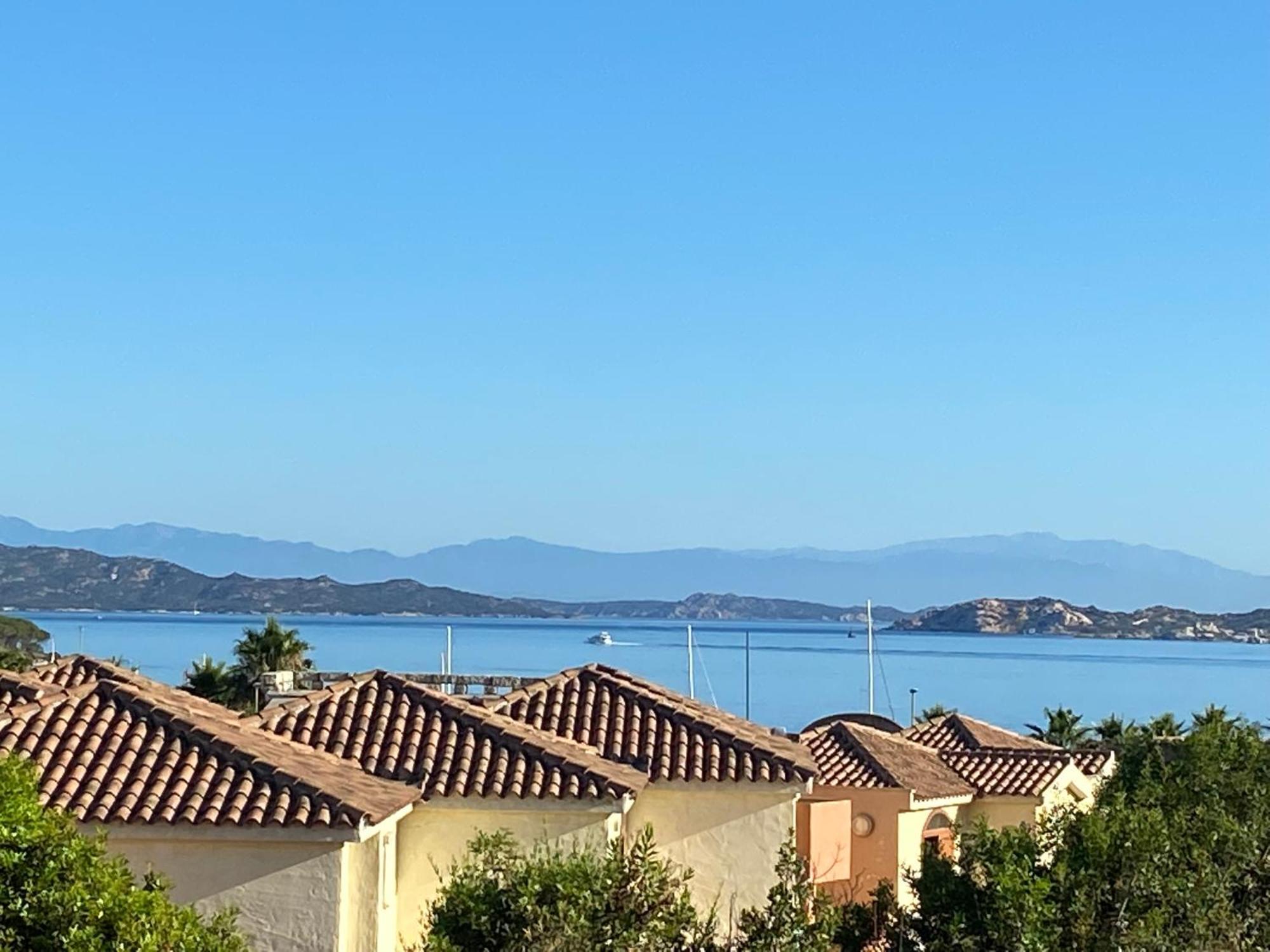 Club Esse Residence Capo D'Orso パラーウ エクステリア 写真