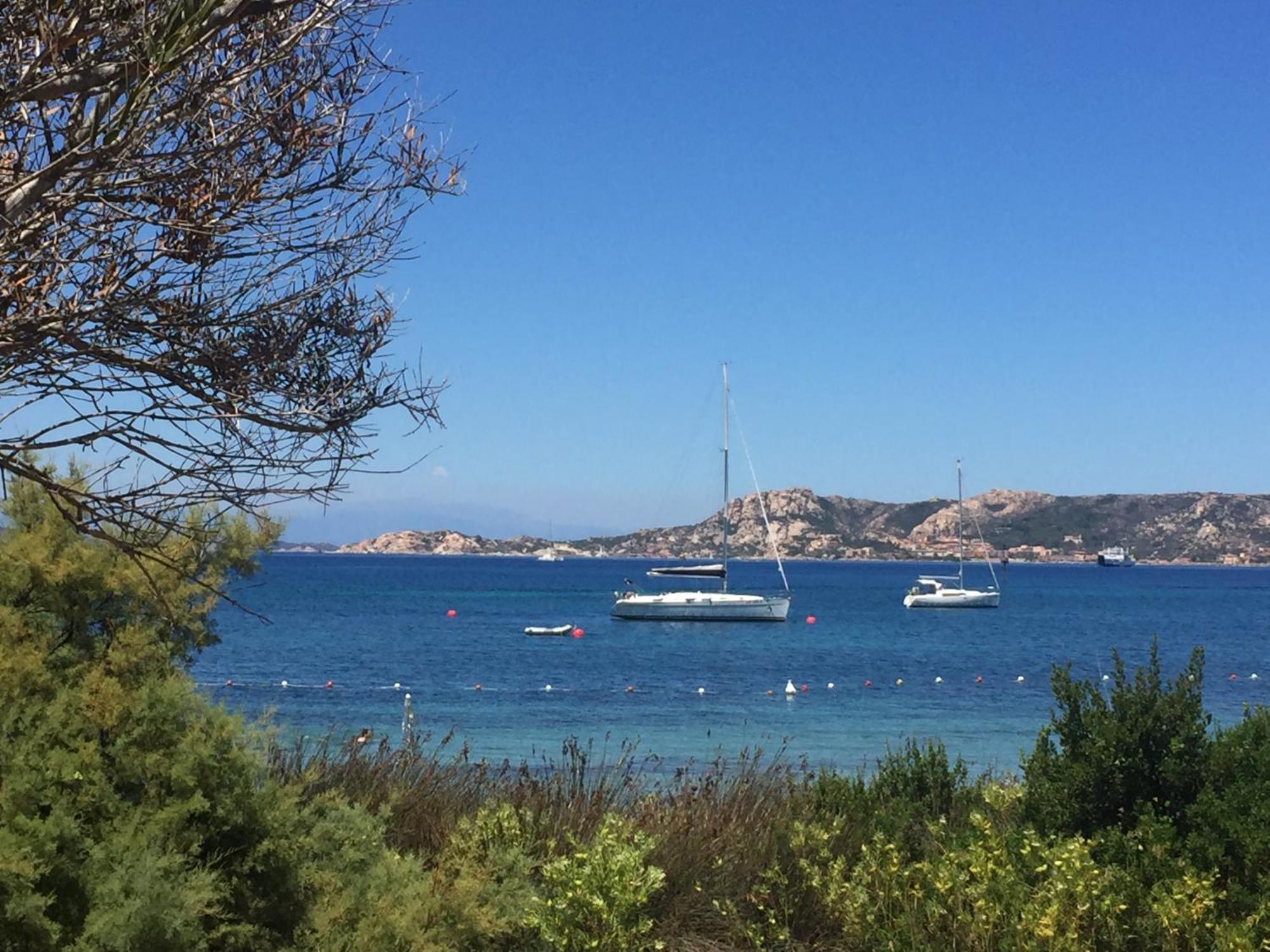 Club Esse Residence Capo D'Orso パラーウ エクステリア 写真