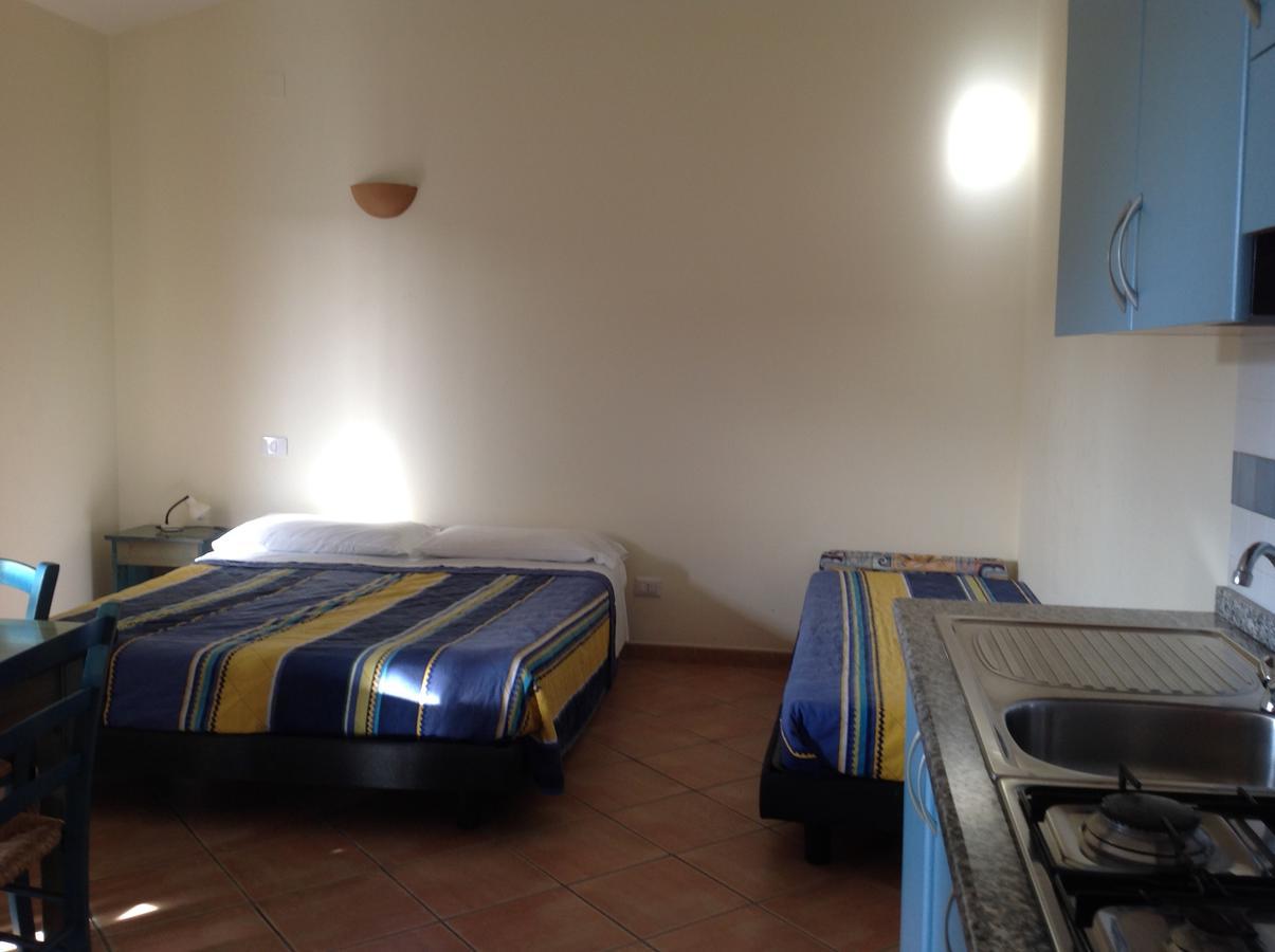 Club Esse Residence Capo D'Orso パラーウ エクステリア 写真