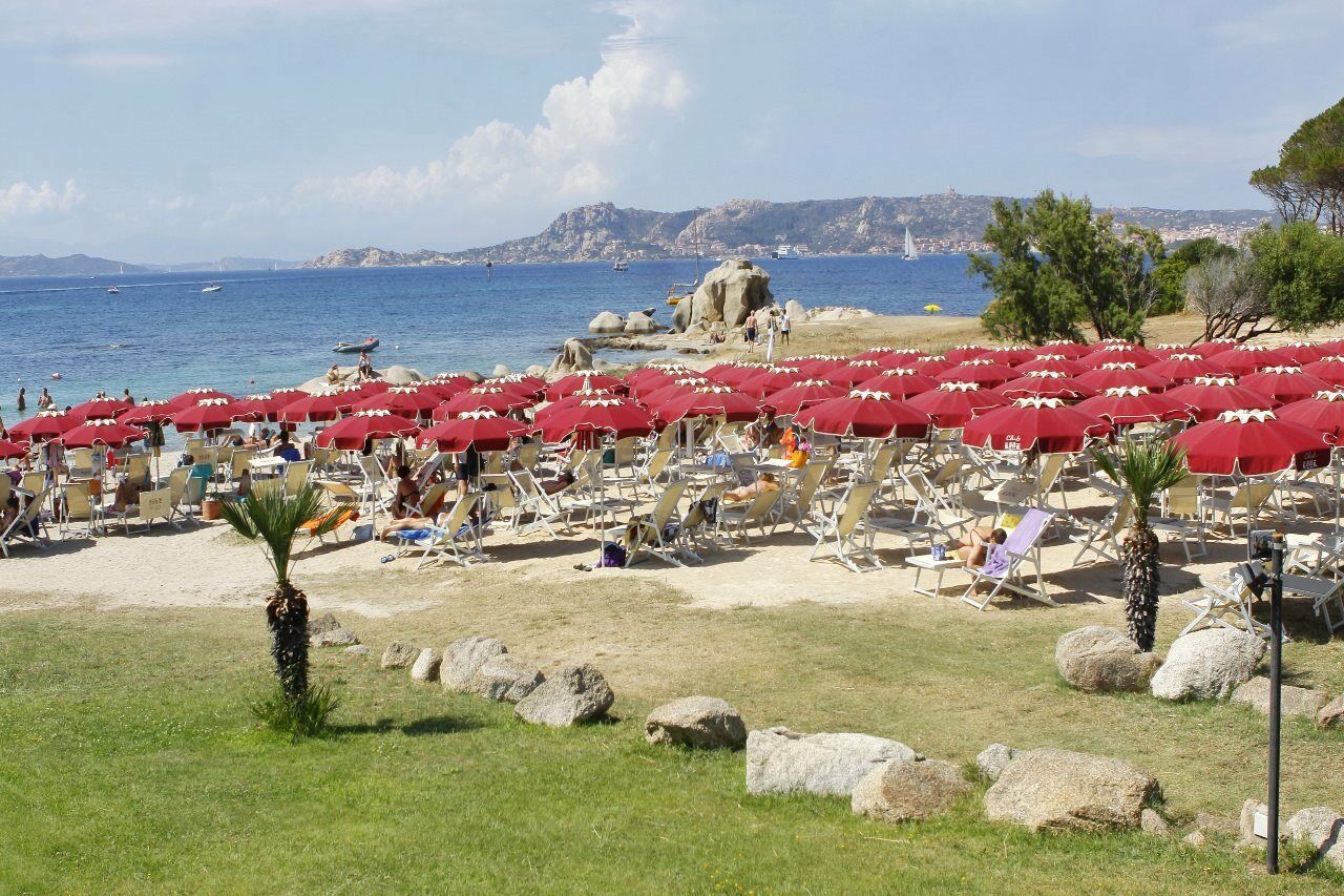 Club Esse Residence Capo D'Orso パラーウ エクステリア 写真